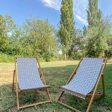 Joli Camargue Petit Rhone *